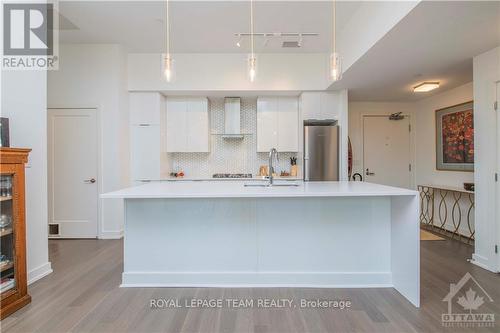 102 - 530 De Mazenod Avenue, Ottawa, ON - Indoor Photo Showing Kitchen With Upgraded Kitchen