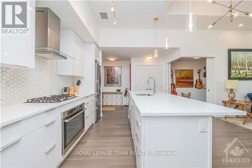 102 - 530 De Mazenod Avenue, Ottawa, ON - Indoor Photo Showing Kitchen With Upgraded Kitchen