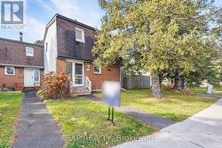 4 - 3226 SOUTHGATE ROAD N  Ottawa, ON K1V 8W2