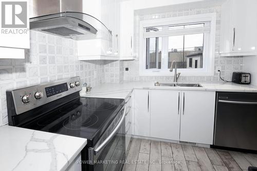 2676 Ayers Avenue S, Ottawa, ON - Indoor Photo Showing Kitchen With Double Sink