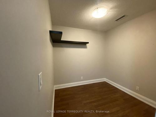 1210-1070 Sheppard Ave W, Toronto, ON - Indoor Photo Showing Other Room