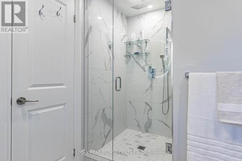 16 Humber Trail, Caledon, ON - Indoor Photo Showing Bathroom