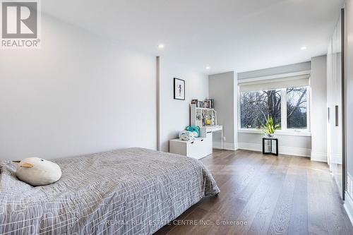 16 Humber Trail, Caledon, ON - Indoor Photo Showing Bedroom