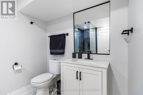 16 Humber Trail, Caledon, ON - Indoor Photo Showing Bathroom