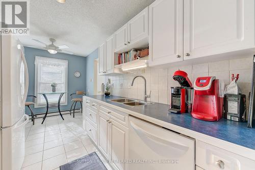 516 Cranbrook Road, London, ON - Indoor Photo Showing Kitchen With Double Sink