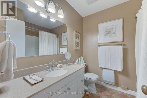 516 Cranbrook Road, London, ON - Indoor Photo Showing Bathroom