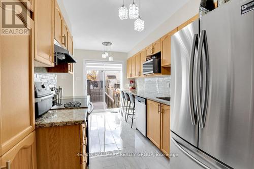 1072 Brasseur Crescent, Ottawa, ON - Indoor Photo Showing Kitchen