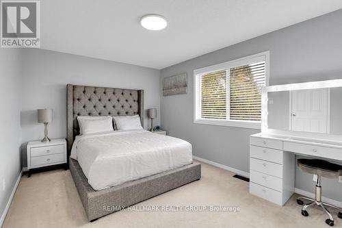 1072 Brasseur Crescent, Ottawa, ON - Indoor Photo Showing Bedroom