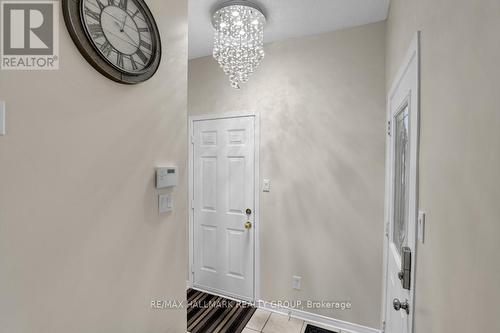 1072 Brasseur Crescent, Ottawa, ON - Indoor Photo Showing Other Room