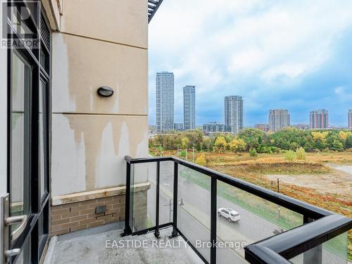 607 - 131 Upper Duke Crescent, Markham, ON - Outdoor With View With Exterior