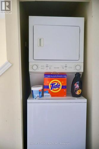 6 Holmstead Court, Brampton, ON - Indoor Photo Showing Laundry Room