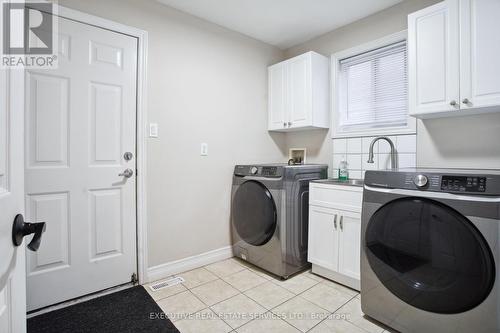 3070 Meadowgate Boulevard, London, ON - Indoor Photo Showing Laundry Room