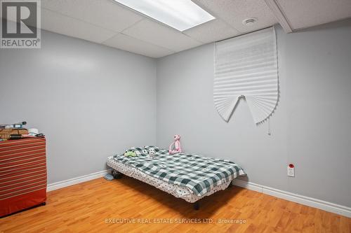 3070 Meadowgate Boulevard, London, ON - Indoor Photo Showing Bedroom