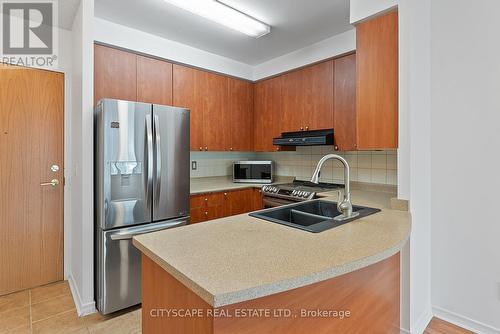 202 - 5500 Yonge Street, Toronto, ON - Indoor Photo Showing Kitchen With Double Sink