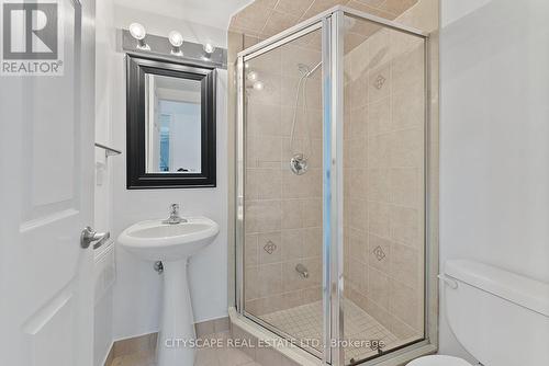 202 - 5500 Yonge Street, Toronto, ON - Indoor Photo Showing Bathroom