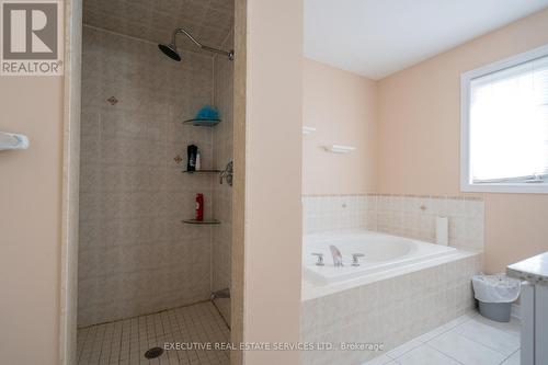 41 Fallstar Crescent, Brampton, ON - Indoor Photo Showing Bathroom