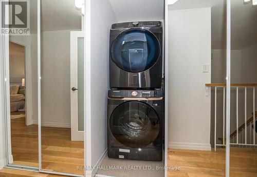 112 - 362 The East Mall, Toronto, ON - Indoor Photo Showing Laundry Room