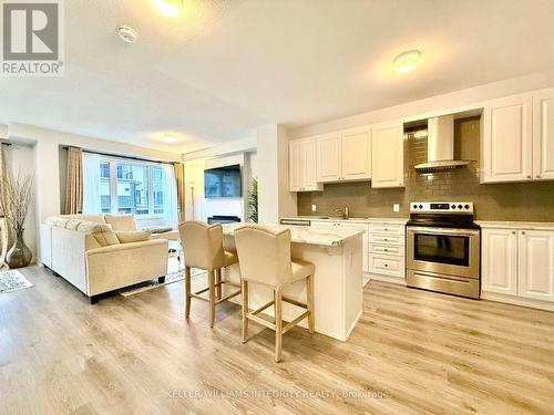 237 Anyolite Private N, Ottawa, ON - Indoor Photo Showing Kitchen