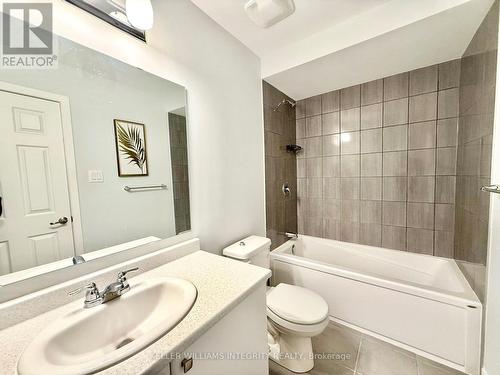 237 Anyolite Private N, Ottawa, ON - Indoor Photo Showing Bathroom