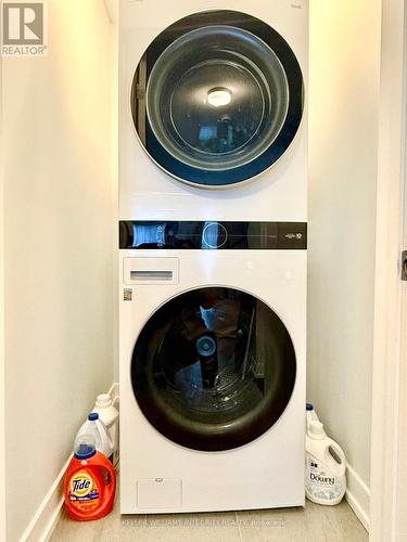 237 Anyolite Private N, Ottawa, ON - Indoor Photo Showing Laundry Room