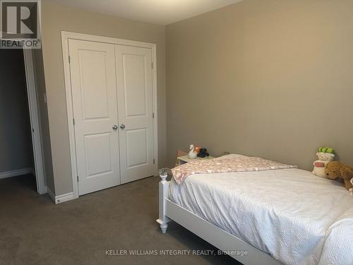 2846 Grand Canal Street, Ottawa, ON - Indoor Photo Showing Bedroom