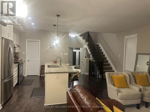 2846 Grand Canal Street, Ottawa, ON - Indoor Photo Showing Kitchen With Double Sink