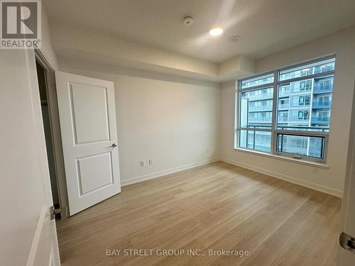 2804 - 50 Upper Mall Way, Vaughan, ON - Indoor Photo Showing Other Room