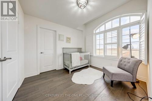 37 Crimson King Way, East Gwillimbury, ON - Indoor Photo Showing Bedroom