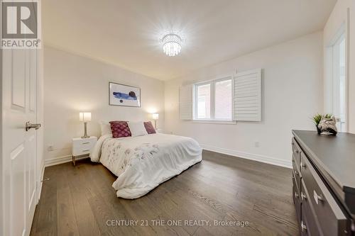 37 Crimson King Way, East Gwillimbury, ON - Indoor Photo Showing Bedroom