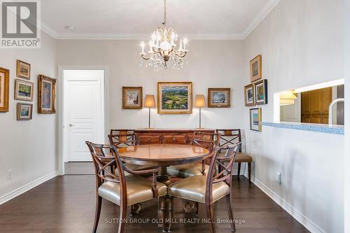 713 - 2662 Bloor Street W, Toronto, ON - Indoor Photo Showing Dining Room