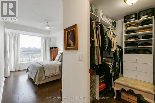 713 - 2662 Bloor Street W, Toronto, ON - Indoor Photo Showing Bedroom