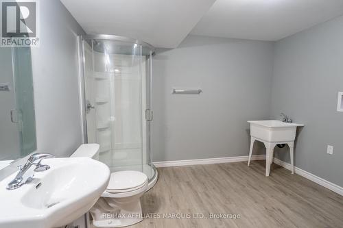 2240 Pitt Street W, Stormont, Dundas And Glengarry, ON - Indoor Photo Showing Bathroom