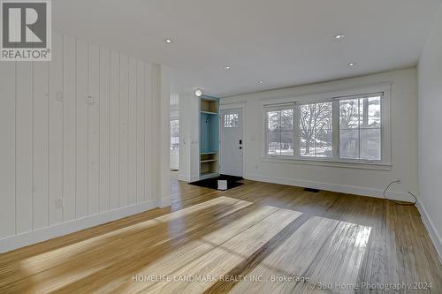 206 Napier Street, Barrie, ON - Indoor Photo Showing Other Room