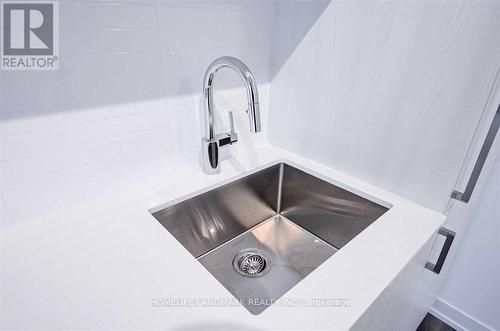 2706 - 138 Downes Street, Toronto, ON - Indoor Photo Showing Kitchen