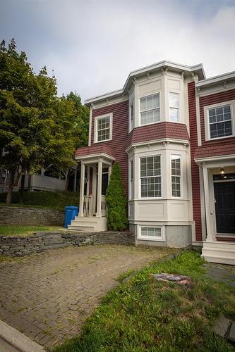 10 Howe Place, St. John'S, NL 