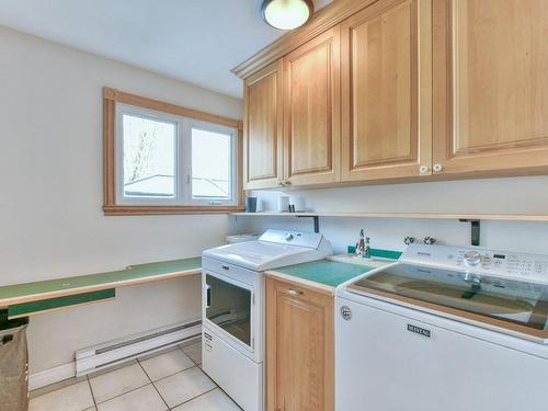 Salle de lavage - 1272 Rue Des Chênes, Prévost, QC - Indoor Photo Showing Laundry Room