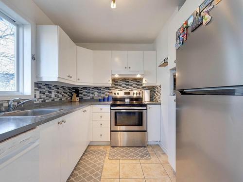 Cuisine - 112 Rue Des Pruches, Vaudreuil-Dorion, QC - Indoor Photo Showing Kitchen