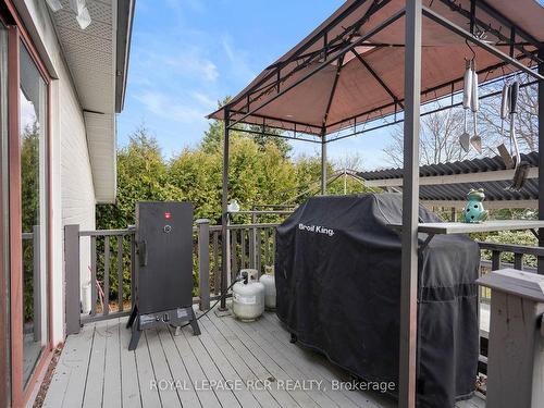 264 Currey Cres, Newmarket, ON - Outdoor With Deck Patio Veranda With Exterior