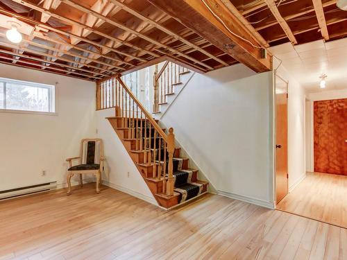 Salle familiale - 1546 Rue Raphaël, Beloeil, QC - Indoor Photo Showing Basement