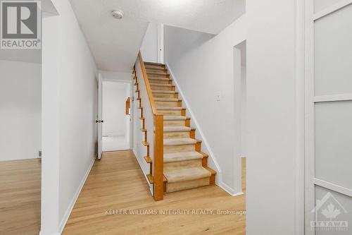 89 Beaver Ridge, Ottawa, ON - Indoor Photo Showing Other Room