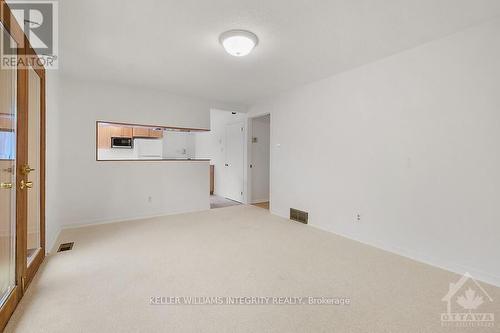 89 Beaver Ridge, Ottawa, ON - Indoor Photo Showing Other Room