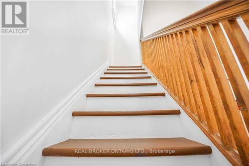 6398 Orchard Avenue, Niagara Falls, ON - Indoor Photo Showing Other Room