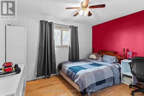 12 Olive Drive, Oro-Medonte, ON - Indoor Photo Showing Bedroom