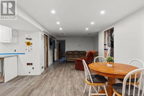 12 Olive Drive, Oro-Medonte, ON - Indoor Photo Showing Dining Room