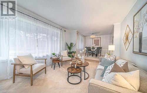 336 Conlin Road E, Oshawa (Kedron), ON - Indoor Photo Showing Living Room