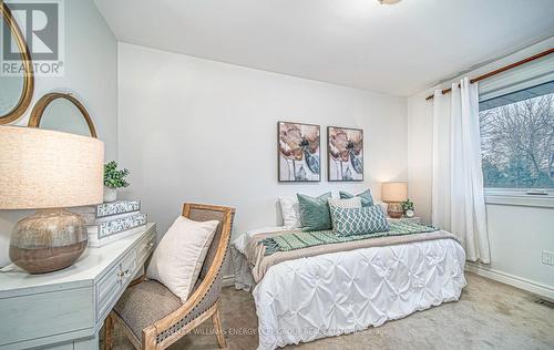 336 Conlin Road E, Oshawa (Kedron), ON - Indoor Photo Showing Bedroom