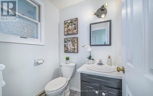 336 Conlin Road E, Oshawa (Kedron), ON - Indoor Photo Showing Bathroom