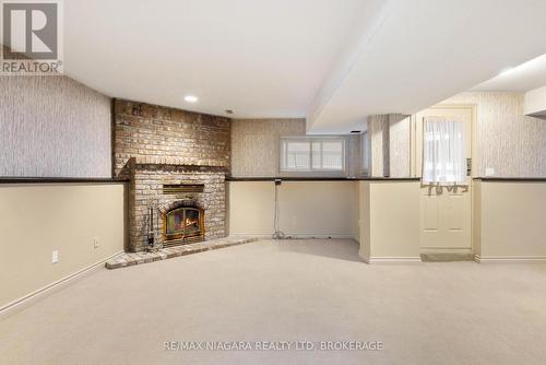 20 Peel Street, St. Catharines (438 - Port Dalhousie), ON - Indoor Photo Showing Other Room With Fireplace