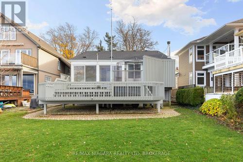 20 Peel Street, St. Catharines (438 - Port Dalhousie), ON - Outdoor With Deck Patio Veranda