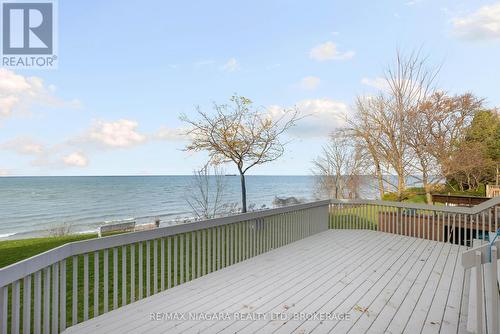 20 Peel Street, St. Catharines (438 - Port Dalhousie), ON - Outdoor With Body Of Water With View